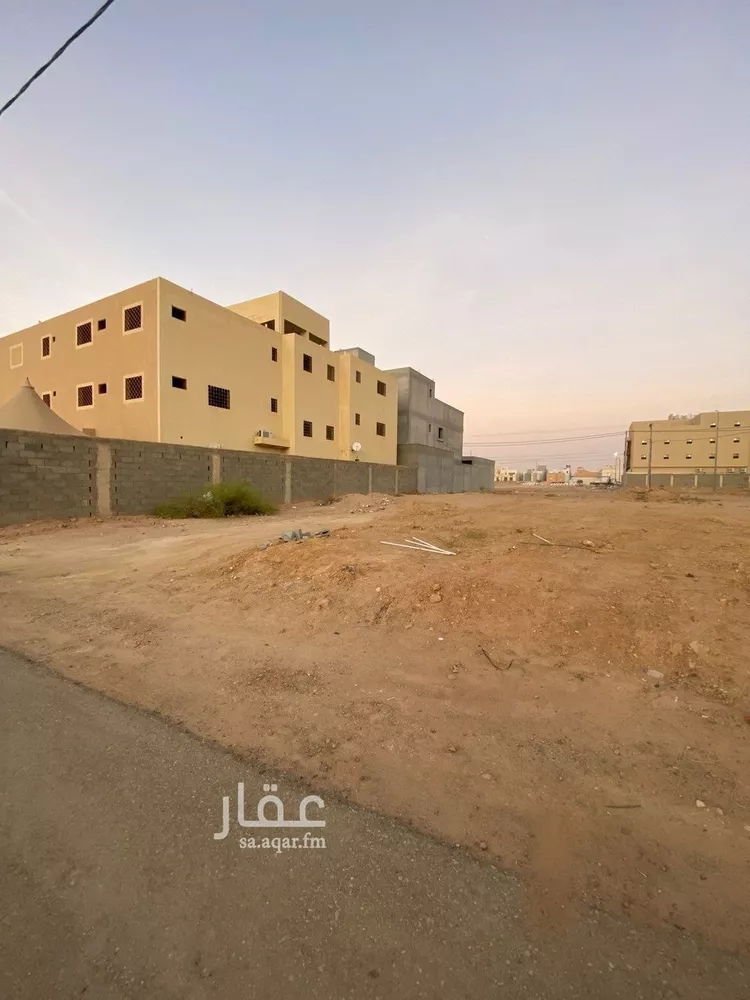 أرض للبيع في شارع كثير ابن العباس, حي الجامعيين, مدينة المجمعه, منطقة الرياض
