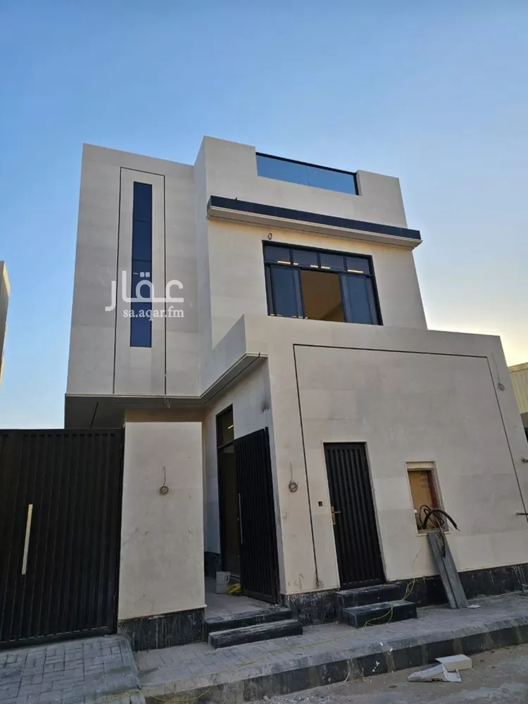 فيلا للبيع في شارع أحمد بن بكر بن بقية, حي العارض, مدينة الرياض, منطقة الرياض