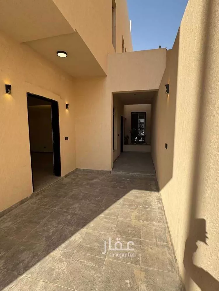 دور للبيع في شارع بركات الانماطي, حي عكاظ, مدينة الرياض, منطقة الرياض صورة 4