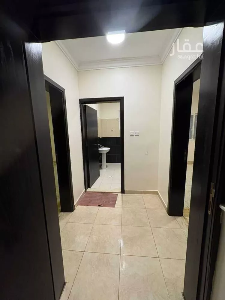 شقة للإيجار في شارع القطبي, حي البحيرة, مدينة أبها, منطقة عسير صورة 3