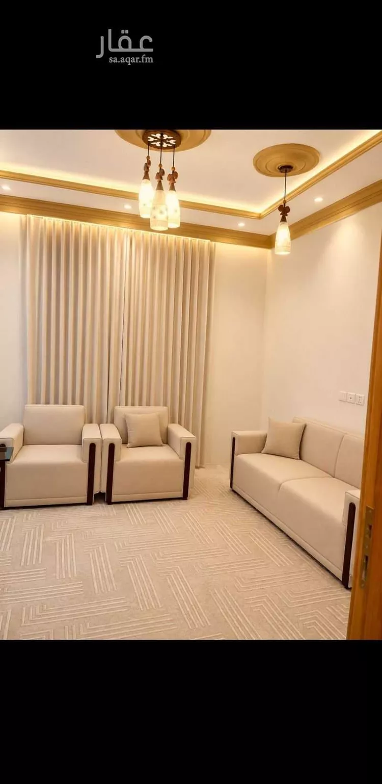 عمارة للإيجار في شارع 3047003, حي سلطانة, مدينة أبها, منطقة عسير