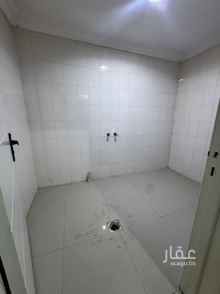 فيلا للإيجار في شارع رقم 196, حي ظهرة لبن, مدينة الرياض, منطقة الرياض 16
