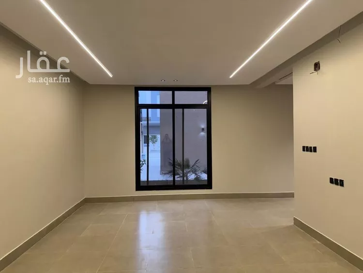 فيلا للبيع في شارع أحمد بن منصور, حي المهدية, مدينة الرياض, منطقة الرياض صورة 2
