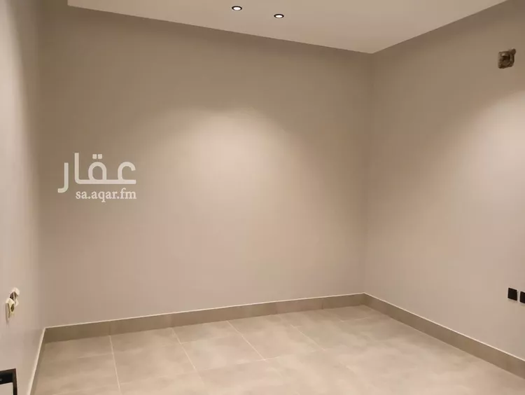 Floor for Sale in Riyadh Ad Dar Al Baida صورة 3