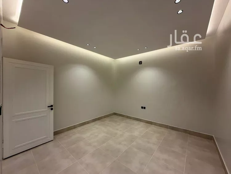 Floor for Sale in Riyadh Ad Dar Al Baida صورة 2