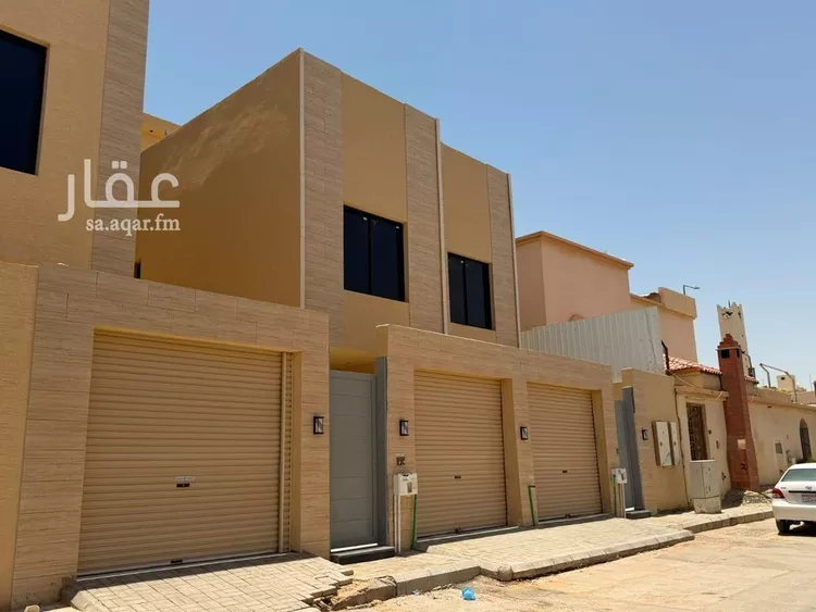 Floor for Sale in Riyadh Ad Dar Al Baida