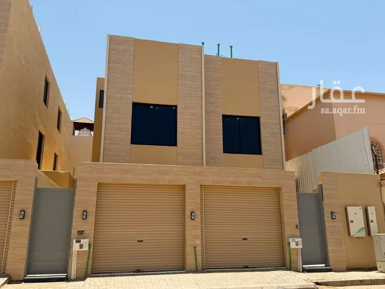 Floor for Sale in Riyadh Ad Dar Al Baida