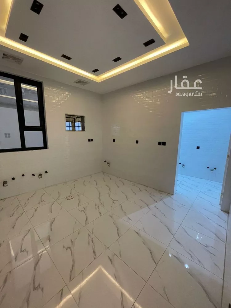 دور للبيع في شارع ميمونة بنت الحارث, حي الزهور, مدينة صامطة, منطقة جازان 16