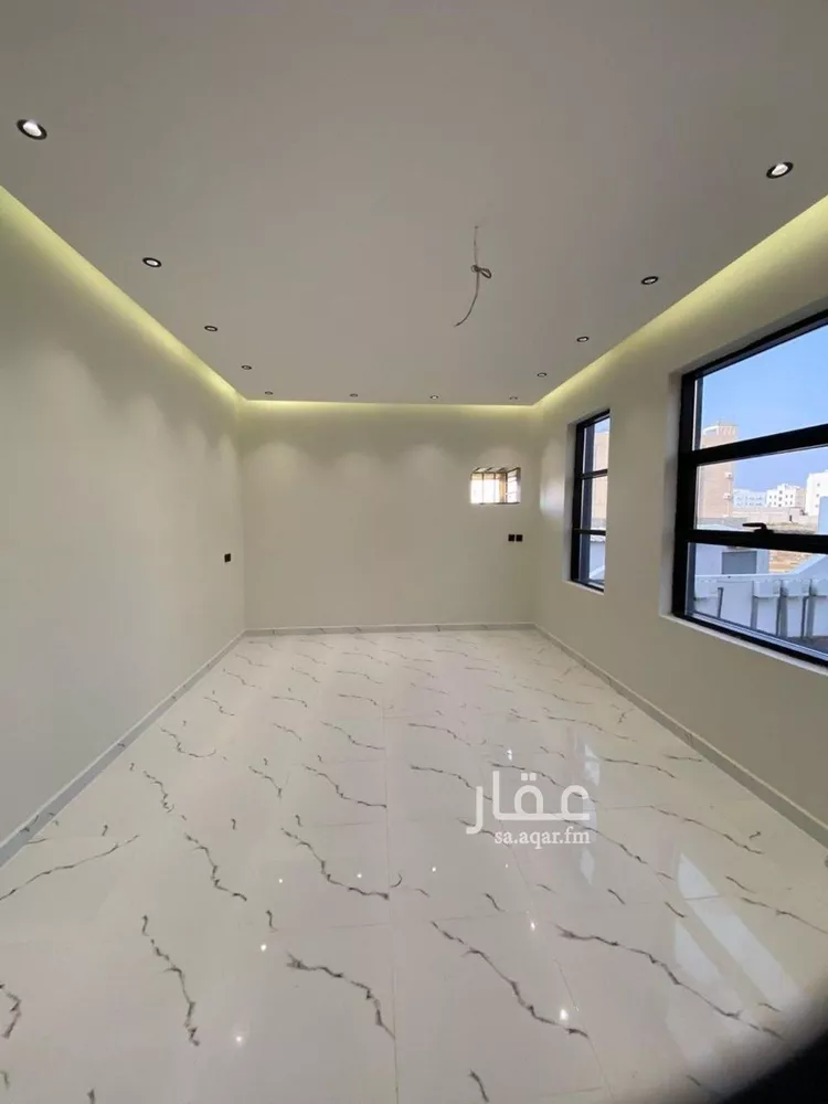 شقة للبيع في شارع المدينه المنوره, حي المحمدية 2, مدينة جازان, منطقة جازان صورة 3
