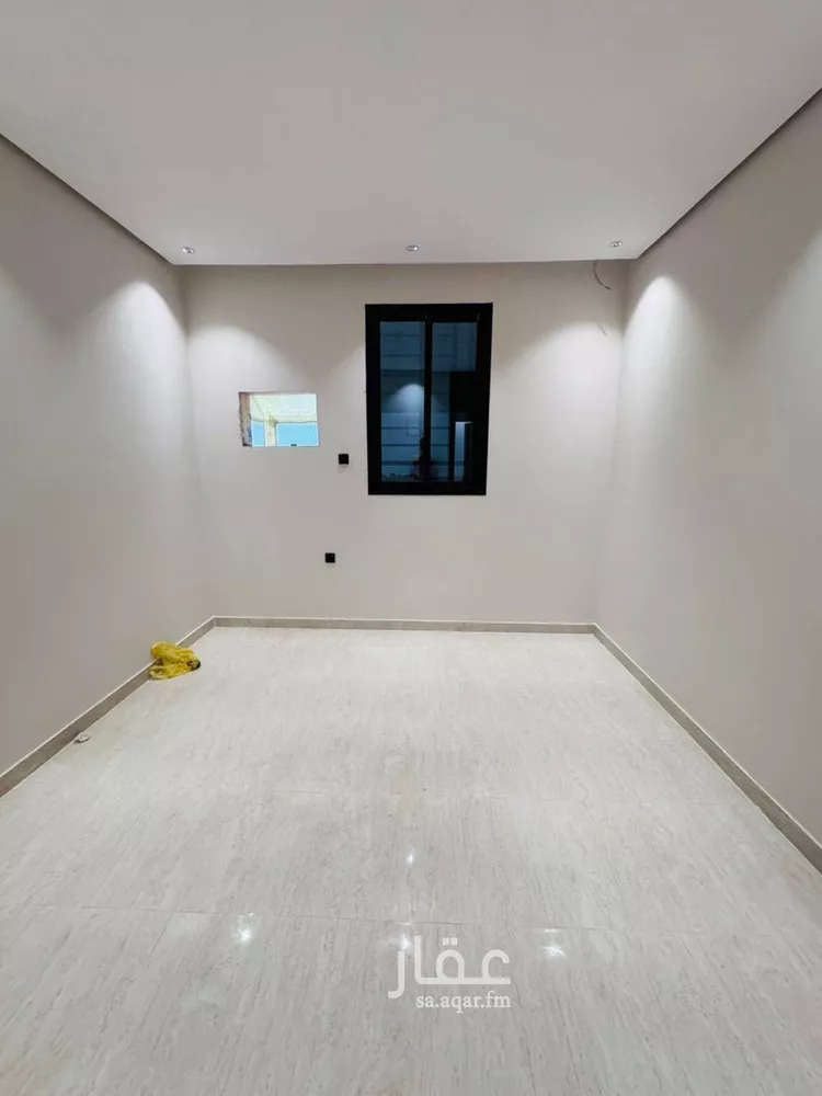 شقة للبيع في شارع شارع عمر بن عبد العزيز , حي الرحاب 1, مدينة جازان, منطقة جازان صورة 3