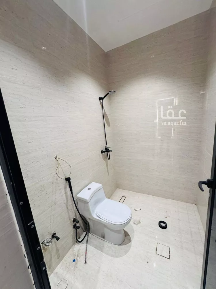 شقة للبيع في شارع شارع عمر بن عبد العزيز , حي الرحاب 1, مدينة جازان, منطقة جازان صورة 2