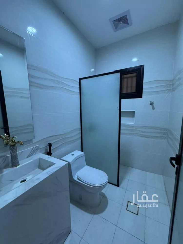 شقة للبيع في شارع شارع أم المؤمنين صفية, حي الرحاب 1, مدينة جازان, منطقة جازان صورة 2