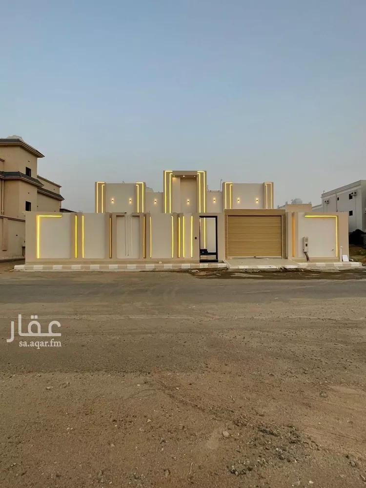 دور للبيع في شارع ميمونة بنت الحارث, حي الزهور, مدينة صامطة, منطقة جازان