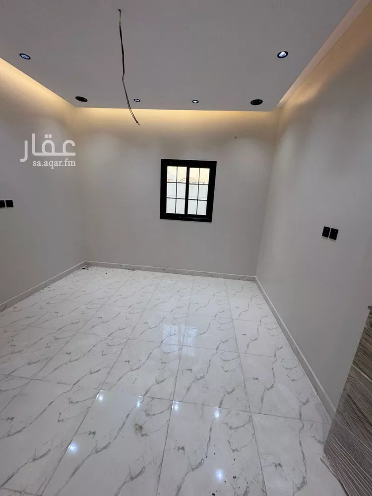 فيلا للبيع في شارع ميمونة بنت الحارث, حي الزهور, مدينة صامطة, منطقة جازان 24