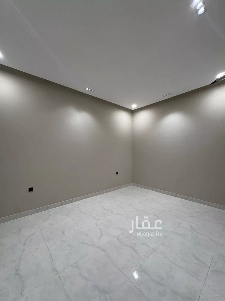 شقة للبيع في شارع شبيب بن يزيد, حي الرحاب 2, مدينة جازان, منطقة جازان 14