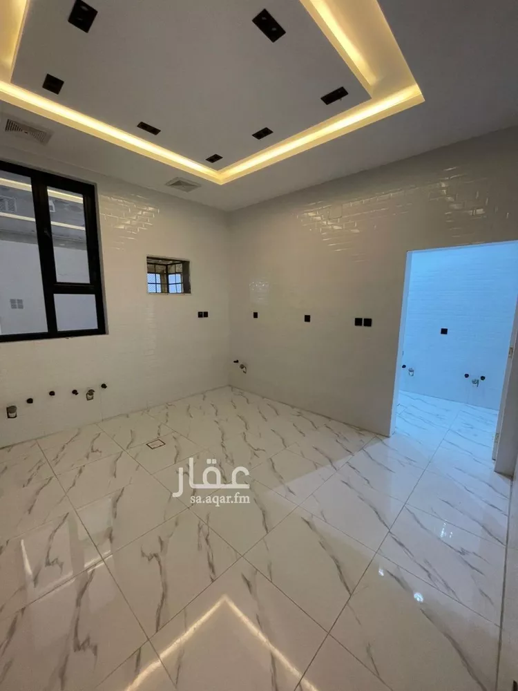 دور للبيع في شارع ميمونة بنت الحارث, حي الزهور, مدينة صامطة, منطقة جازان 24