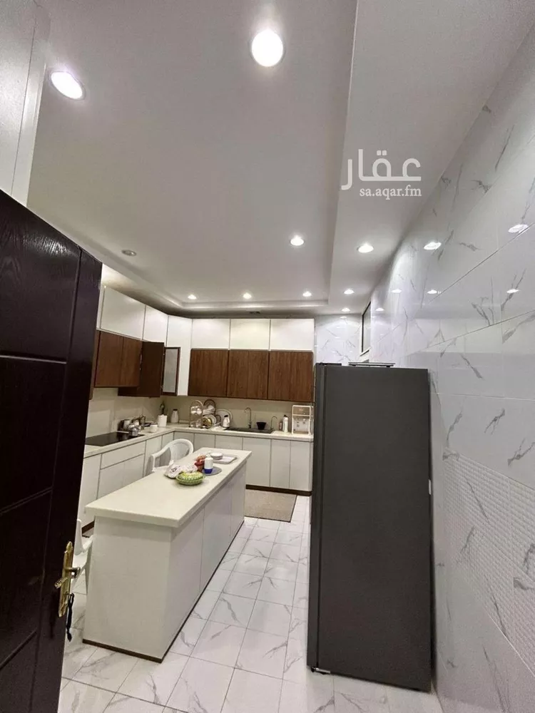 فيلا للبيع في شارع ابن الزبير الغرناطي, حي الرمال, مدينة الرياض, منطقة الرياض صورة 5