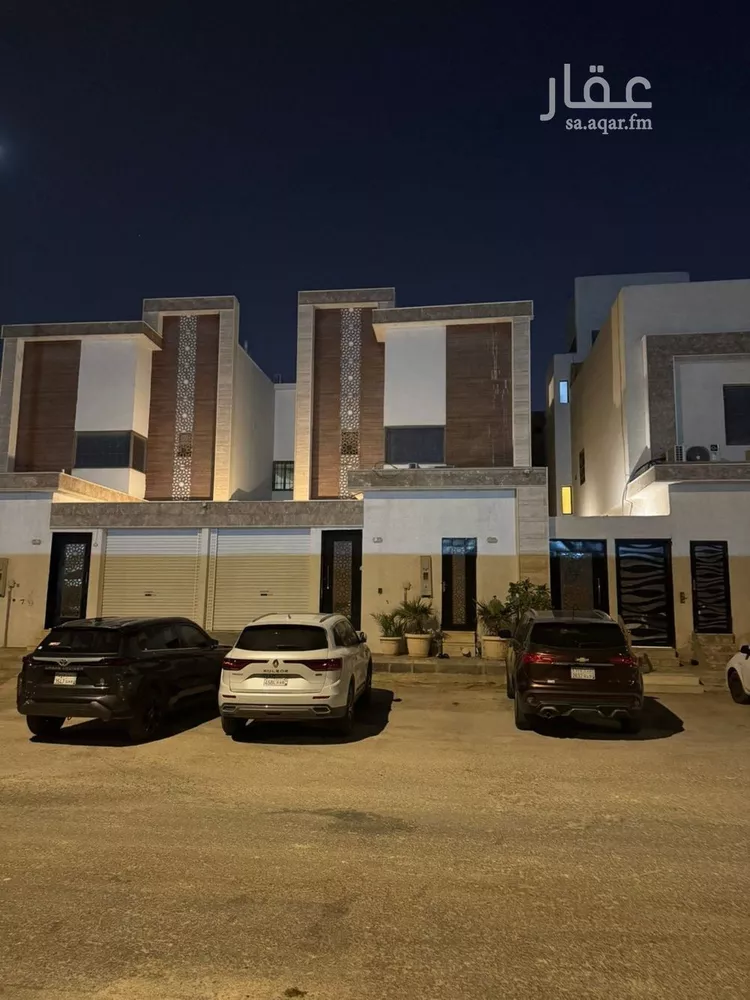 فيلا للبيع في شارع يزيد بن الاصم, حي العارض, مدينة الرياض, منطقة الرياض