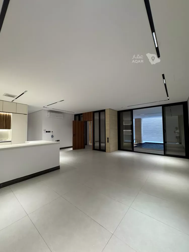 Floor for Rent in Riyadh At Taawon