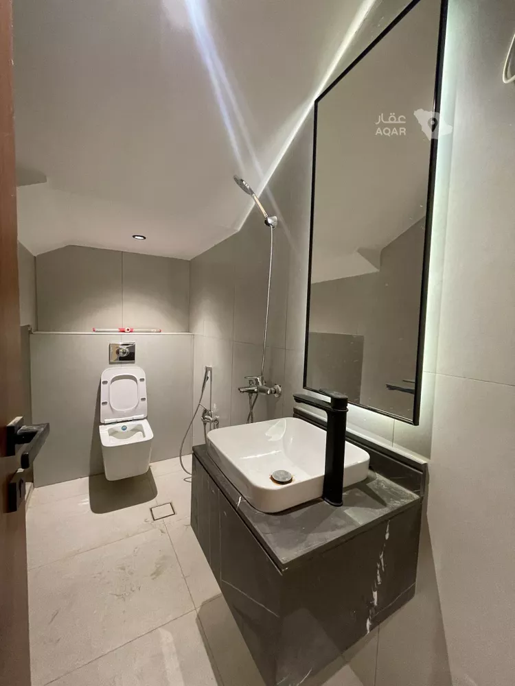 Floor for Rent in Riyadh At Taawon 20