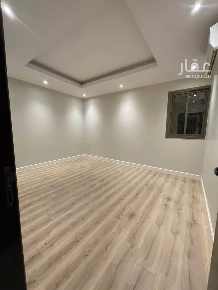Floor for Sale in Riyadh Al Yasmin