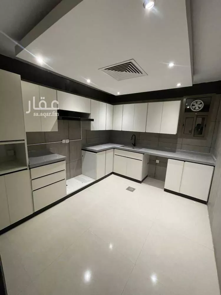 Floor for Sale in Riyadh Al Yasmin صورة 3