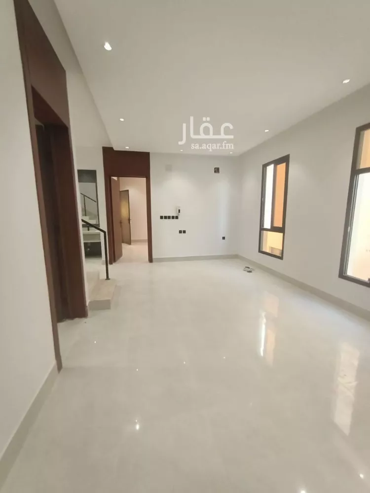 دور للبيع في شارع احمد بن الخطاب, حي طويق, مدينة الرياض, منطقة الرياض صورة 4