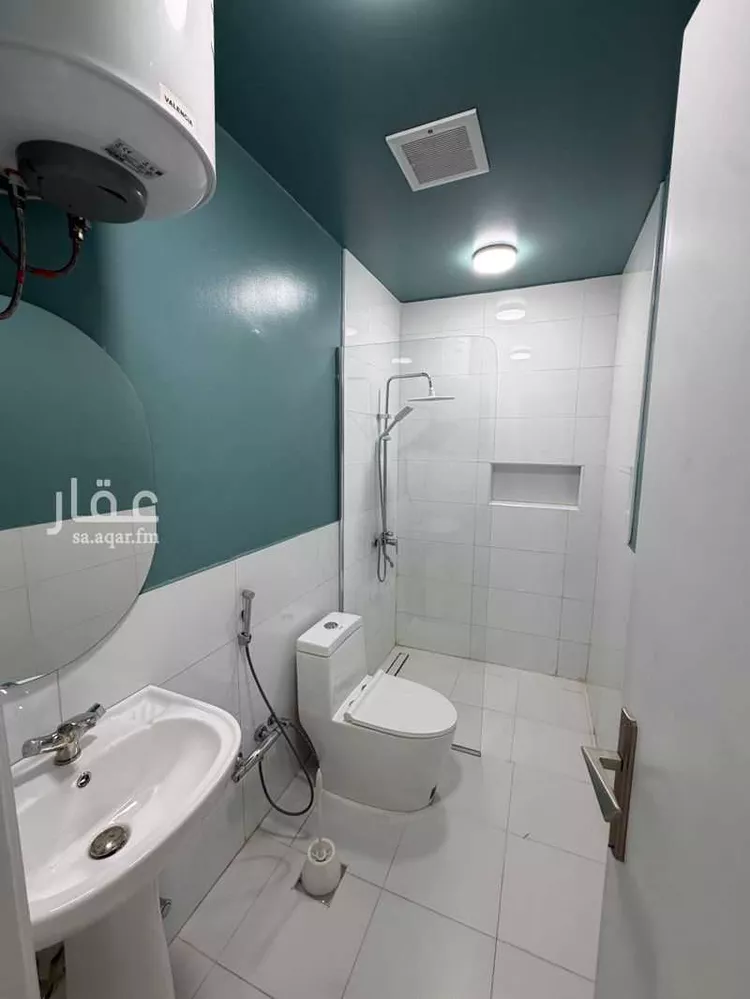 Floor for Rent in Riyadh Ar Rabwah 12