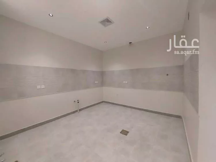 دور للبيع في شارع يحيى الزبيدي, حي العارض, مدينة الرياض, منطقة الرياض صورة 4