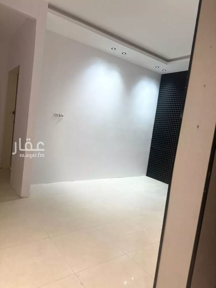 شقة للإيجار في شارع الحر بن قيس ، حي عكاظ ، الرياض ، منطقة الرياض صورة 5