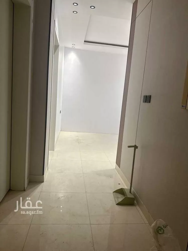 شقة للإيجار في شارع الحر بن قيس ، حي عكاظ ، الرياض ، منطقة الرياض صورة 3