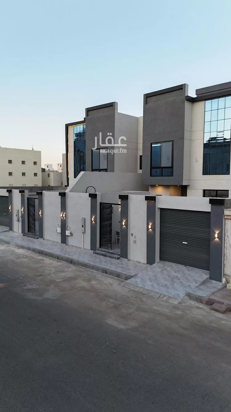 فيلا للبيع في شارع عبيدالله البغدادي, حي الرانوناء, مدينة المدينه المنوره, منطقة المدينة المنورة