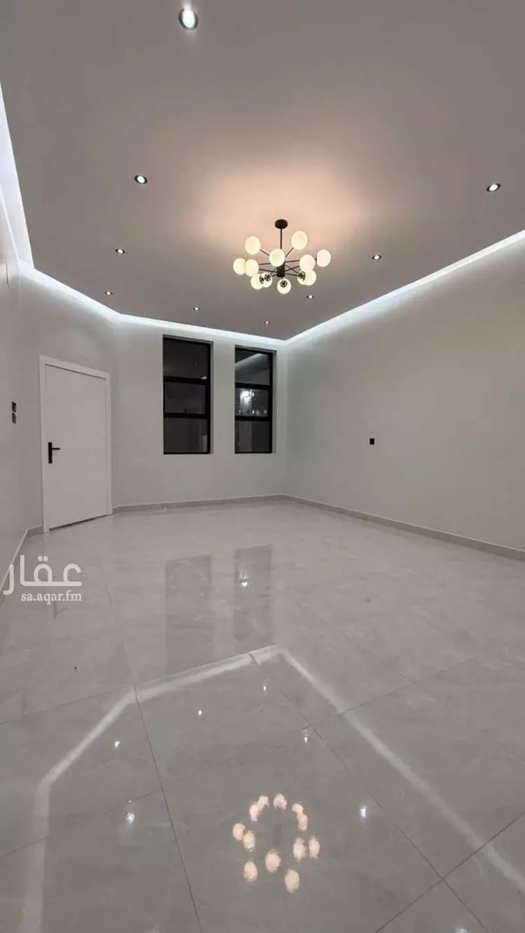Floor for Sale in Hail An Naqrah 11