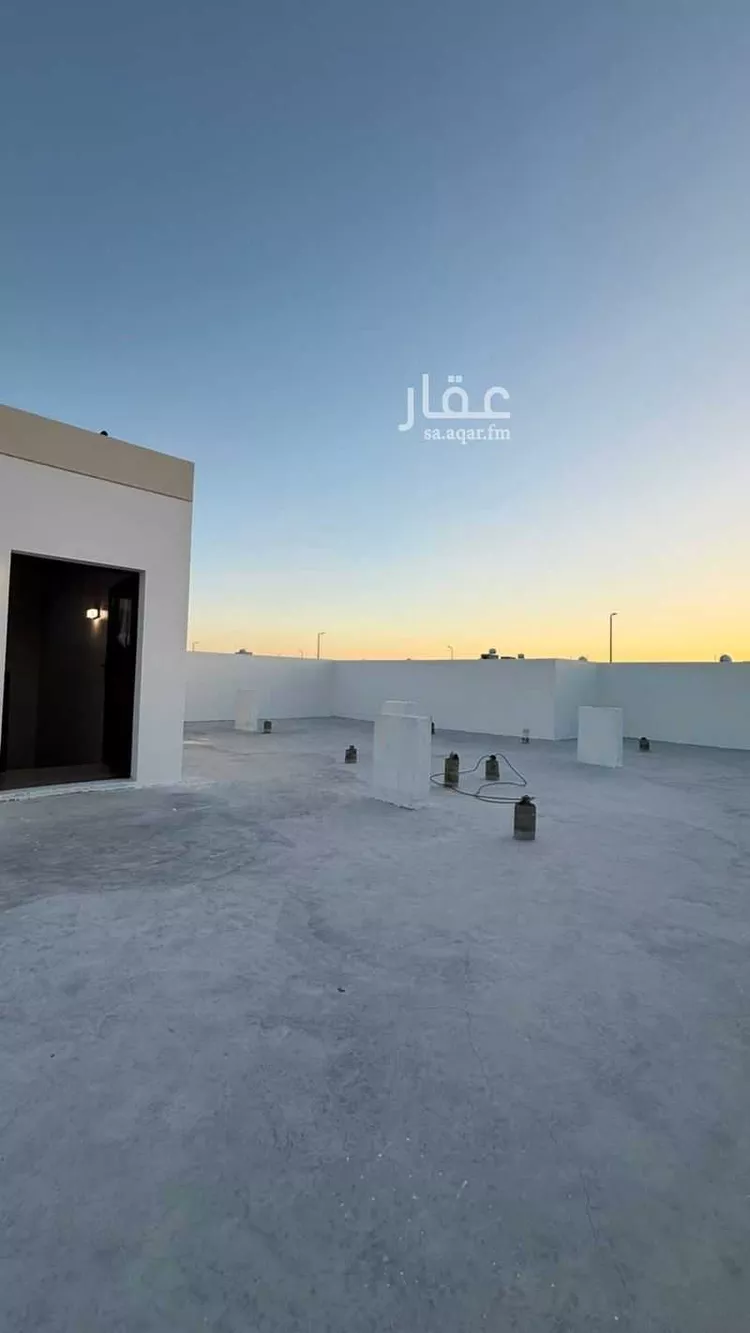 Floor for Sale in Hail An Naqrah 22