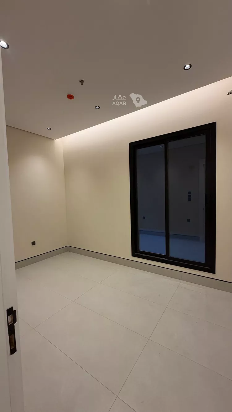 شقة للإيجار في شارع هشام بن عبدالملك بن مروان, حي الملك فهد, مدينة الرياض, منطقة الرياض 8