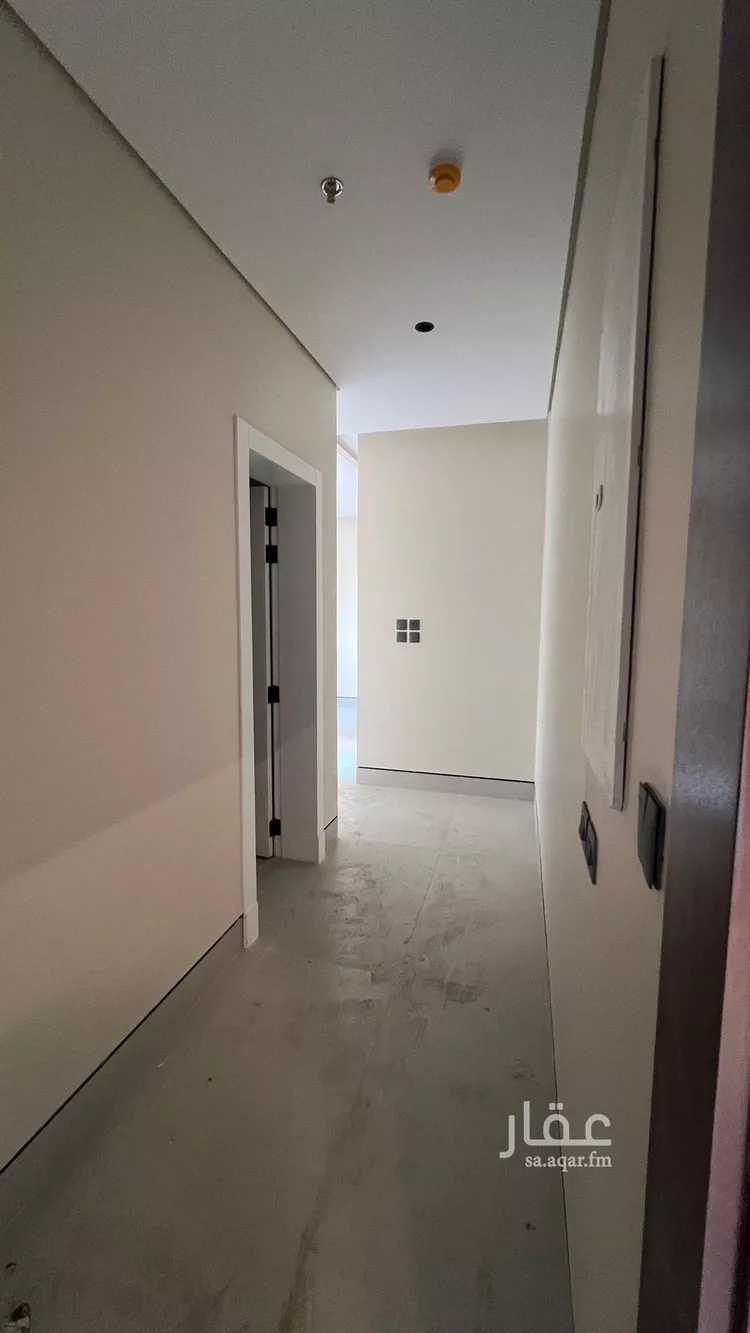 شقة للبيع في شارع احمد بن عبد العزيز, حي الملك فهد, مدينة الرياض, منطقة الرياض صورة 4