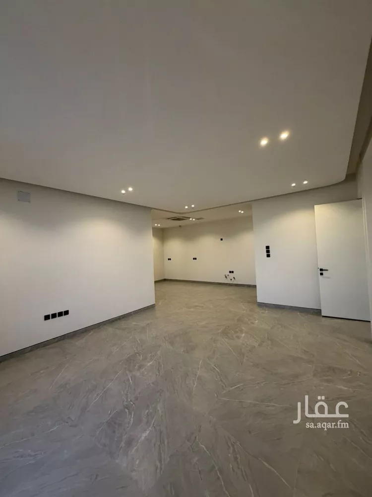 دور للبيع في شارع احمد بن العاص, حي النرجس, مدينة الرياض, منطقة الرياض