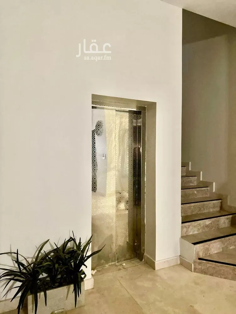 فيلا للبيع في شارع رقم 335, حي الملقا, مدينة الرياض, منطقة الرياض صورة 2