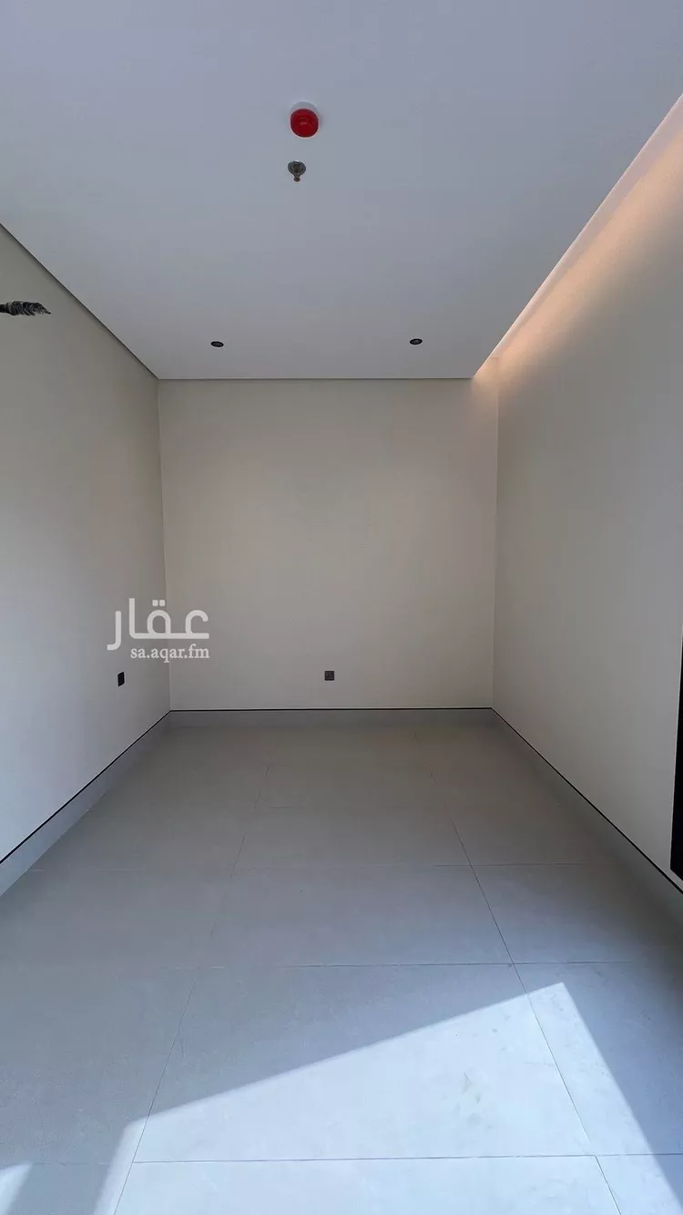 شقة للبيع في شارع الأمير نايف بن عبدالعزيز, حي الملك فهد, مدينة الرياض, منطقة الرياض صورة 4
