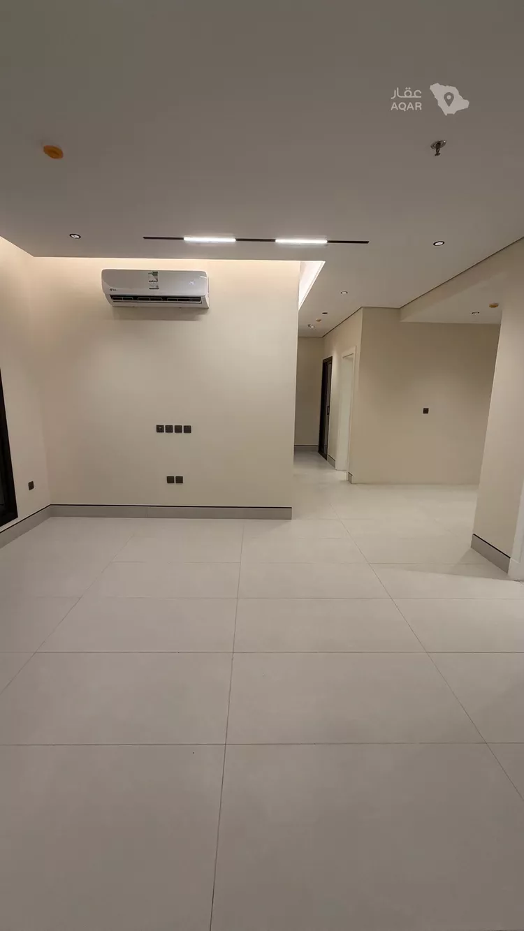 شقة للبيع في شارع المغيرة بن شعبه, حي الملك فهد, مدينة الرياض, منطقة الرياض صورة 2