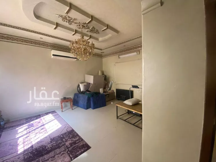 فيلا للبيع في شارع الحباك الأسود, حي إشبيلية, مدينة الرياض, منطقة الرياض صورة 4