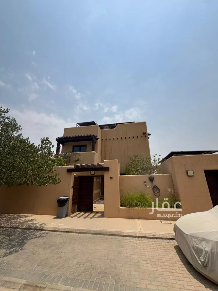Villa for Sale in Riyadh Al Qirawan