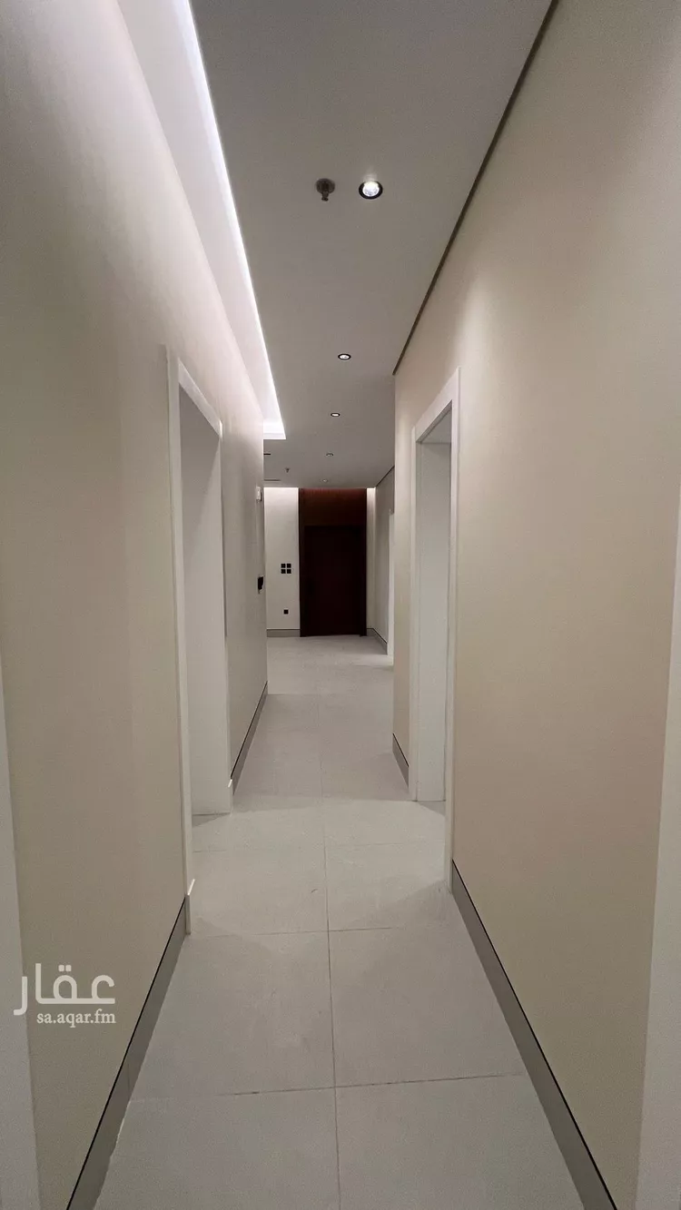 شقة للبيع في شارع احمد بن عبد العزيز, حي الملك فهد, مدينة الرياض, منطقة الرياض صورة 4