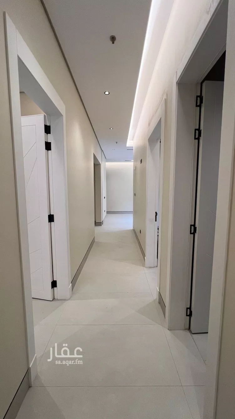 شقة للبيع في شارع الملك عبد العزيز, حي الملك فهد, مدينة الرياض, منطقة الرياض صورة 3