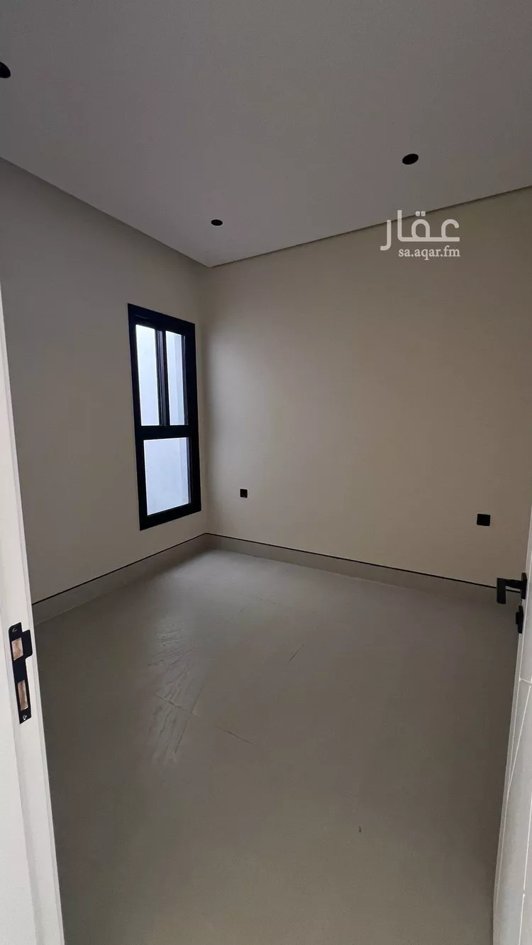 دور للبيع في شارع الثوابية, حي الملك فهد, مدينة الرياض, منطقة الرياض صورة 2