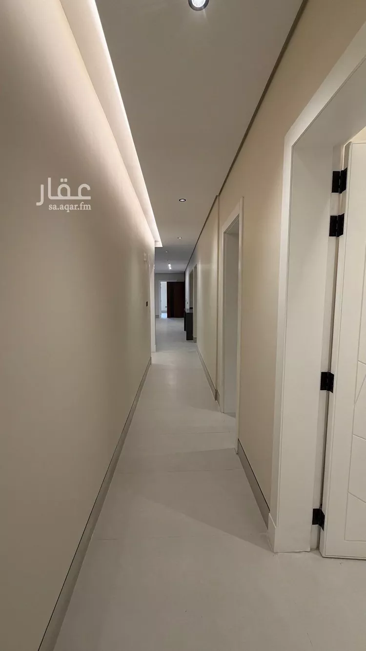 دور للبيع في حي الملك فهد, مدينة الرياض, منطقة الرياض 8