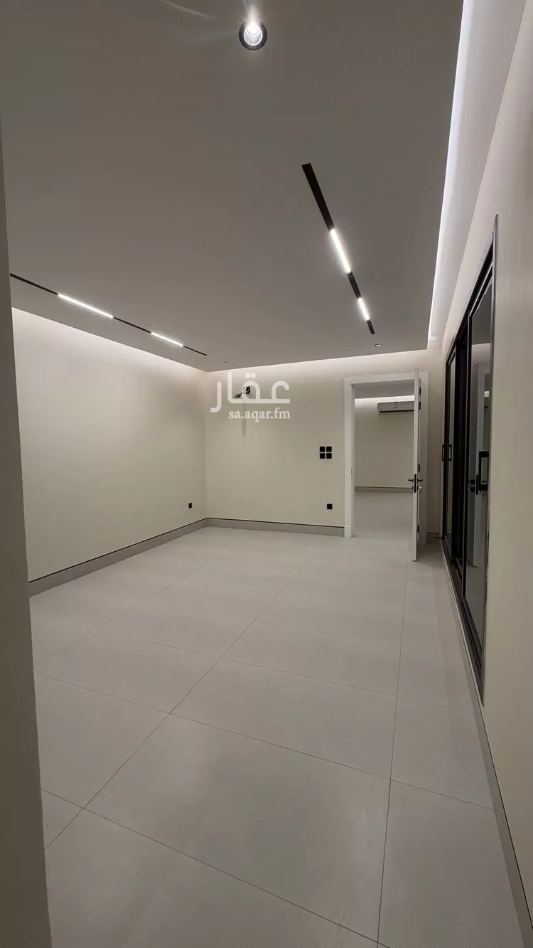 Floor for Sale in Riyadh King Fahd صورة 4