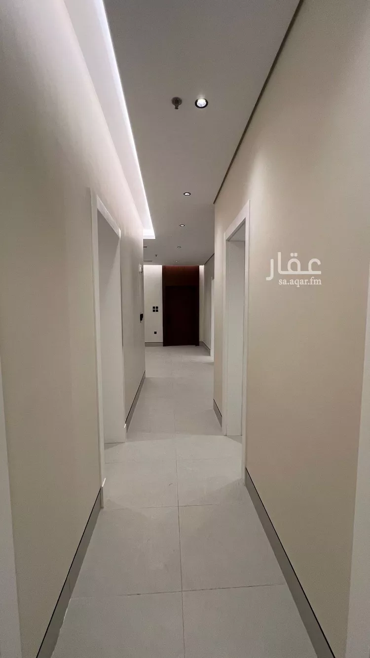 شقة للبيع في شارع الملك عبد العزيز, حي الملك فهد, مدينة الرياض, منطقة الرياض صورة 3