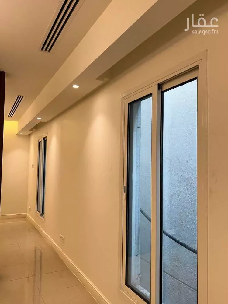 شقة للبيع في شارع 9823618, حي هجر, مدينة الدمام, المنطقة الشرقية صورة 2