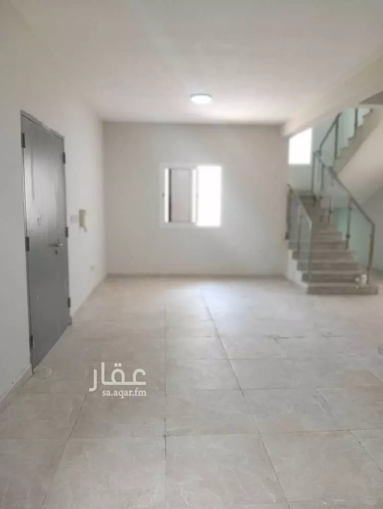 فيلا للإيجار في شارع المثني بن الصباح ، حي الشرق ، الرياض ، منطقة الرياض صورة 2